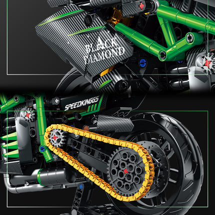 1:8 Kawasaki Motorcycle Building Block Model
